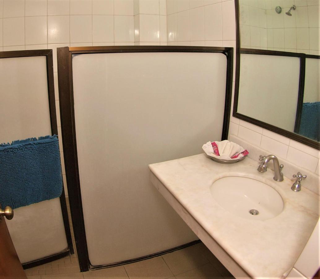 Hotel America Colima Bagian luar foto