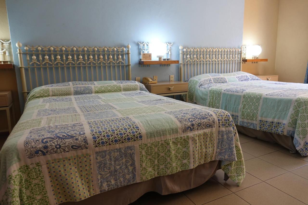 Hotel America Colima Bagian luar foto